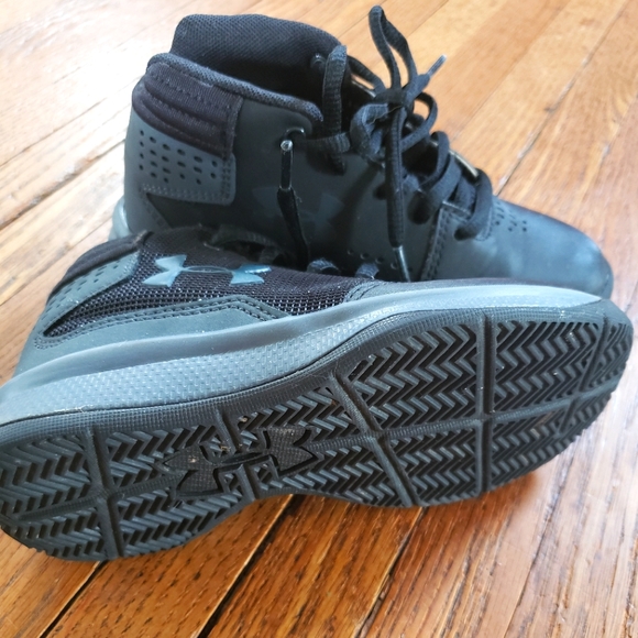 Under Armour Boys High Top Sneakers - Picture 4 of 4